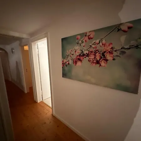 Moeblierte In Zur Zwischenmiete Fuer Berufliche Aufenthalte Keine Tourismus Keine *