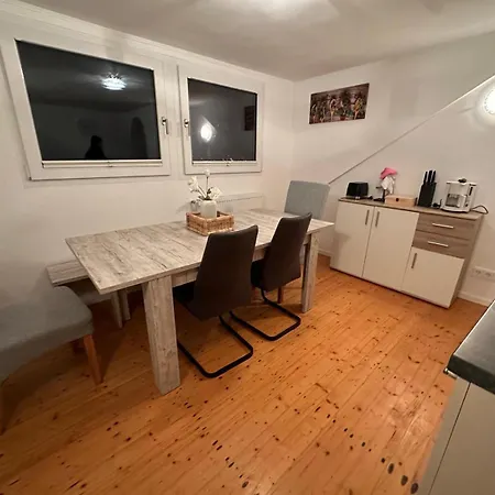 Moeblierte In Zur Zwischenmiete Fuer Berufliche Aufenthalte Keine Tourismus Keine * كوتشيم